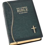 St. Joseph New Catholic Bible (Gift Edition-Personal Size) - Dura-Lux - Green image 2