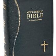 St. Joseph New Catholic Bible (Gift Edition-Personal Size) - Dura-Lux - Green image 4