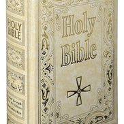 St. Joseph New Catholic Bible (Gift Edition - Large Type) - Padded - White (614/97) image 4