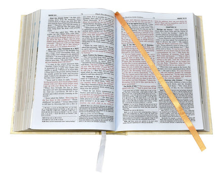 St. Joseph New Catholic Bible (Gift Edition - Large Type) - Padded - White (614/97) image 7